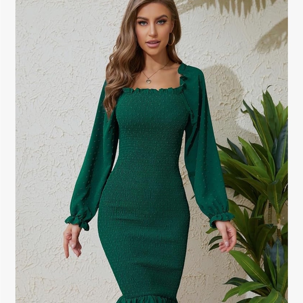 Emerald Green Long Sleeve Smocked Bodycon Dress